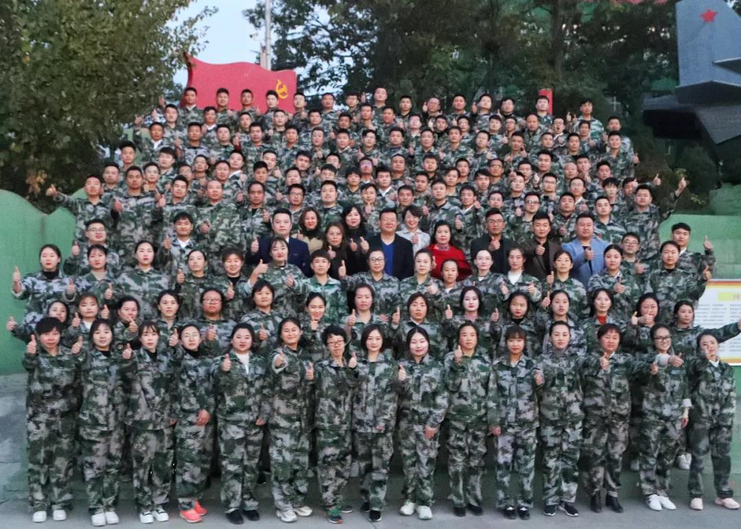 團(tuán)結(jié)鑄就輝煌！新零售聯(lián)盟商學(xué)院2020年精英特訓(xùn)營開始啦！