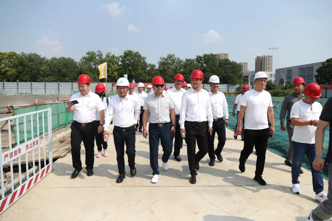 會(huì)議9.jpg